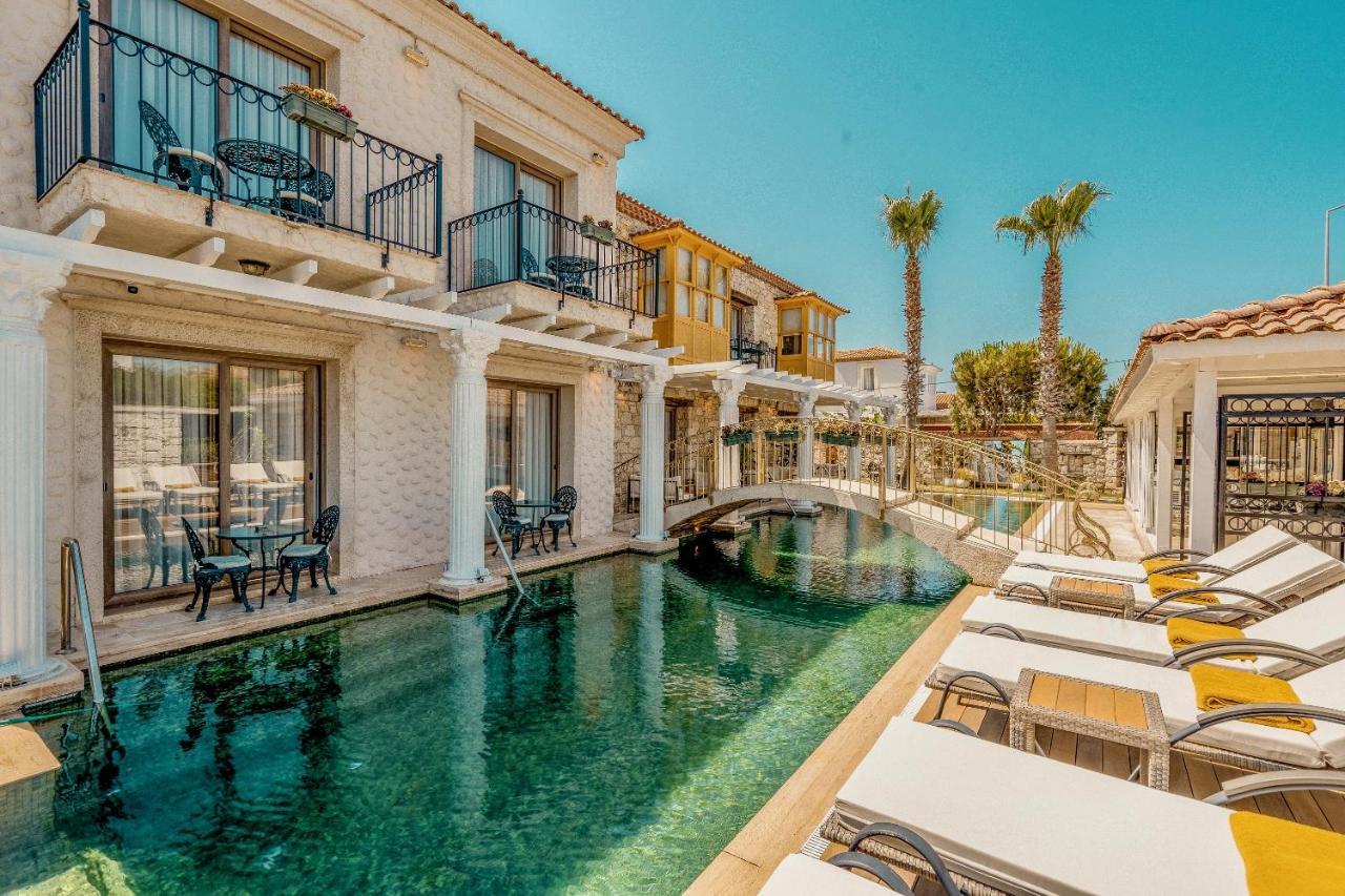 Hotel De Gold Alacati Кешме Экстерьер фото